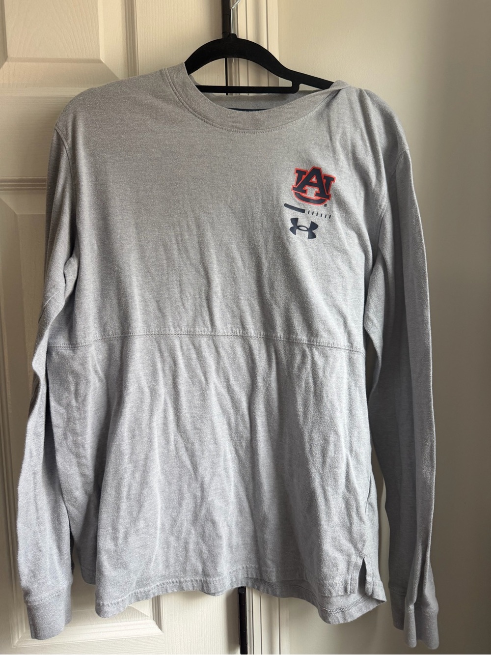 Under Armour Light Gray Auburn Tigers Long Sleeve Logo Tee